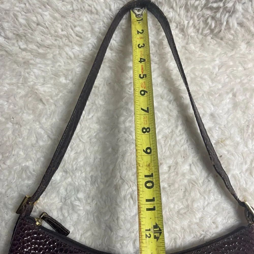 Etienne Aigner leather burgundy reptile print shoulder bag gold tone hardwares - Picture 13 of 16